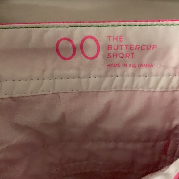 Lily Pulitzer hot pink scallop shorts - Picture 2 of 4